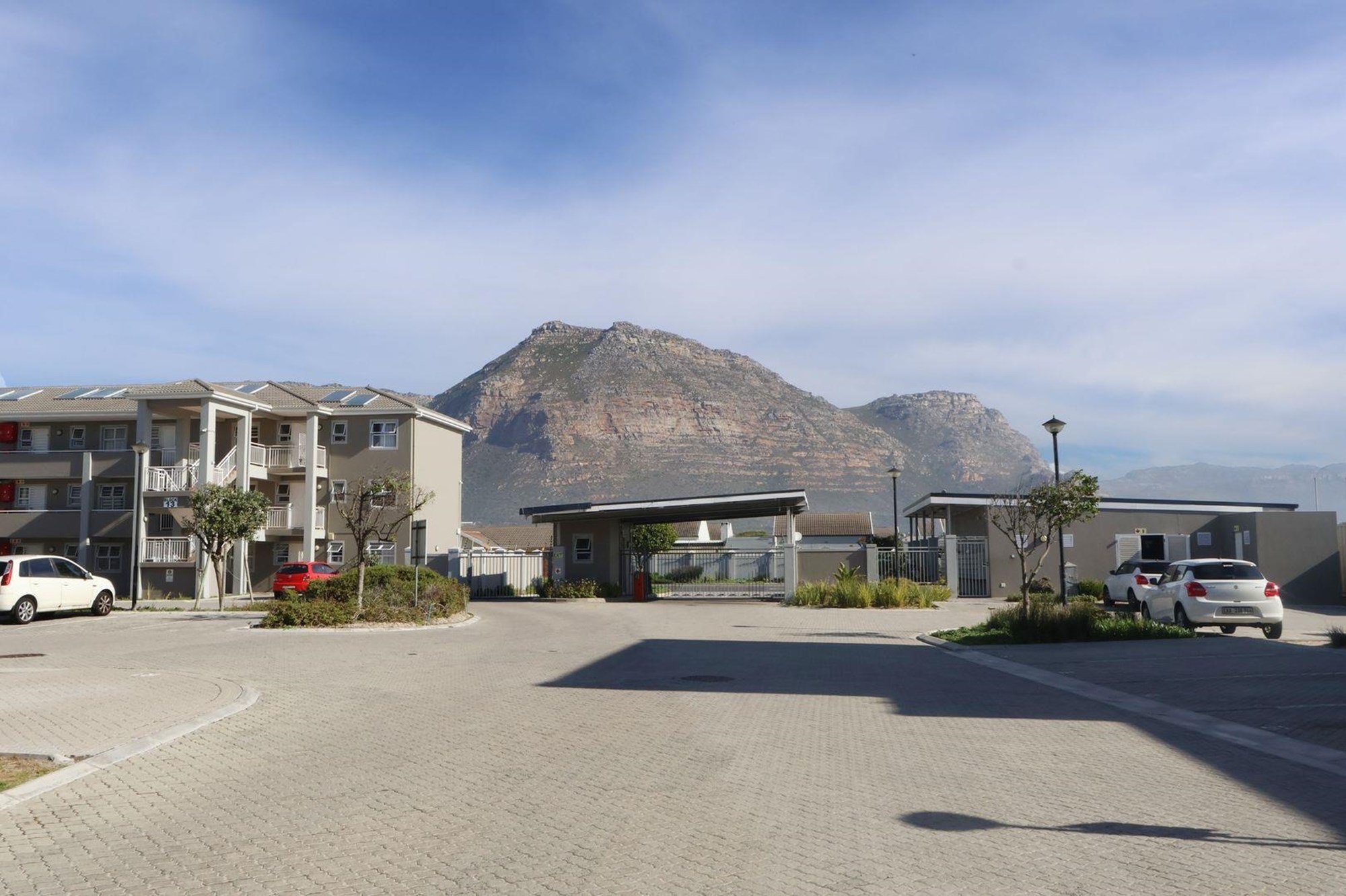 2 Bedroom Property for Sale in Capricorn Western Cape